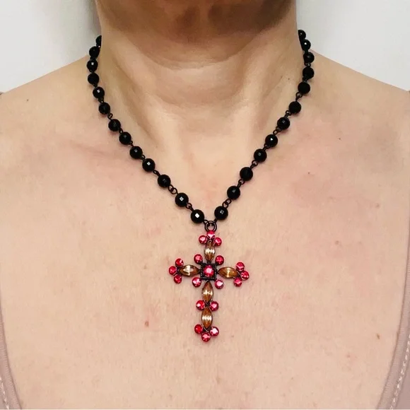 Beaded cross - Picture 2 of 2